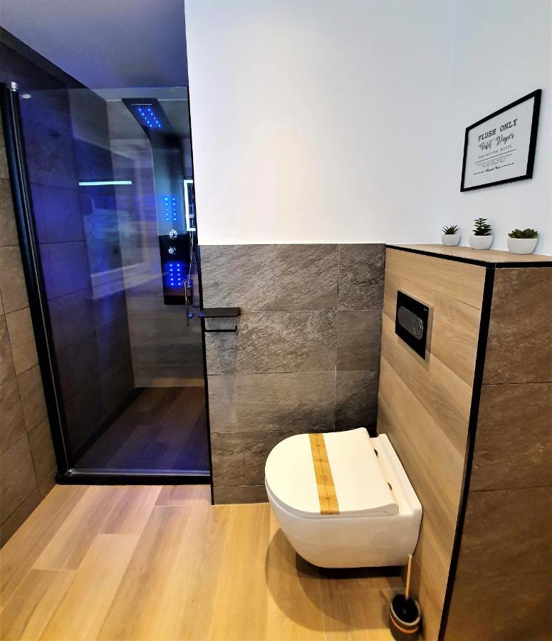 Honey Apartments Жировница Экстерьер фото